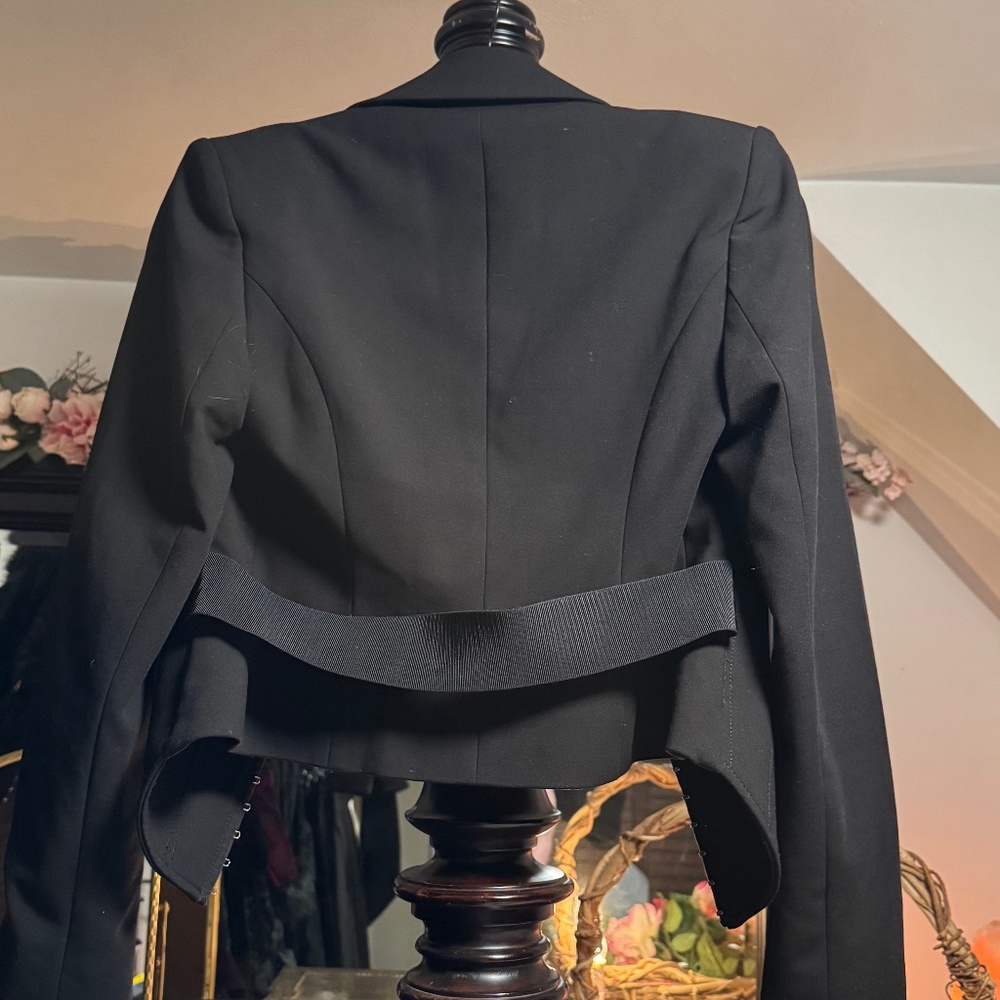Express Jacket 4 - Picture 9 of 12